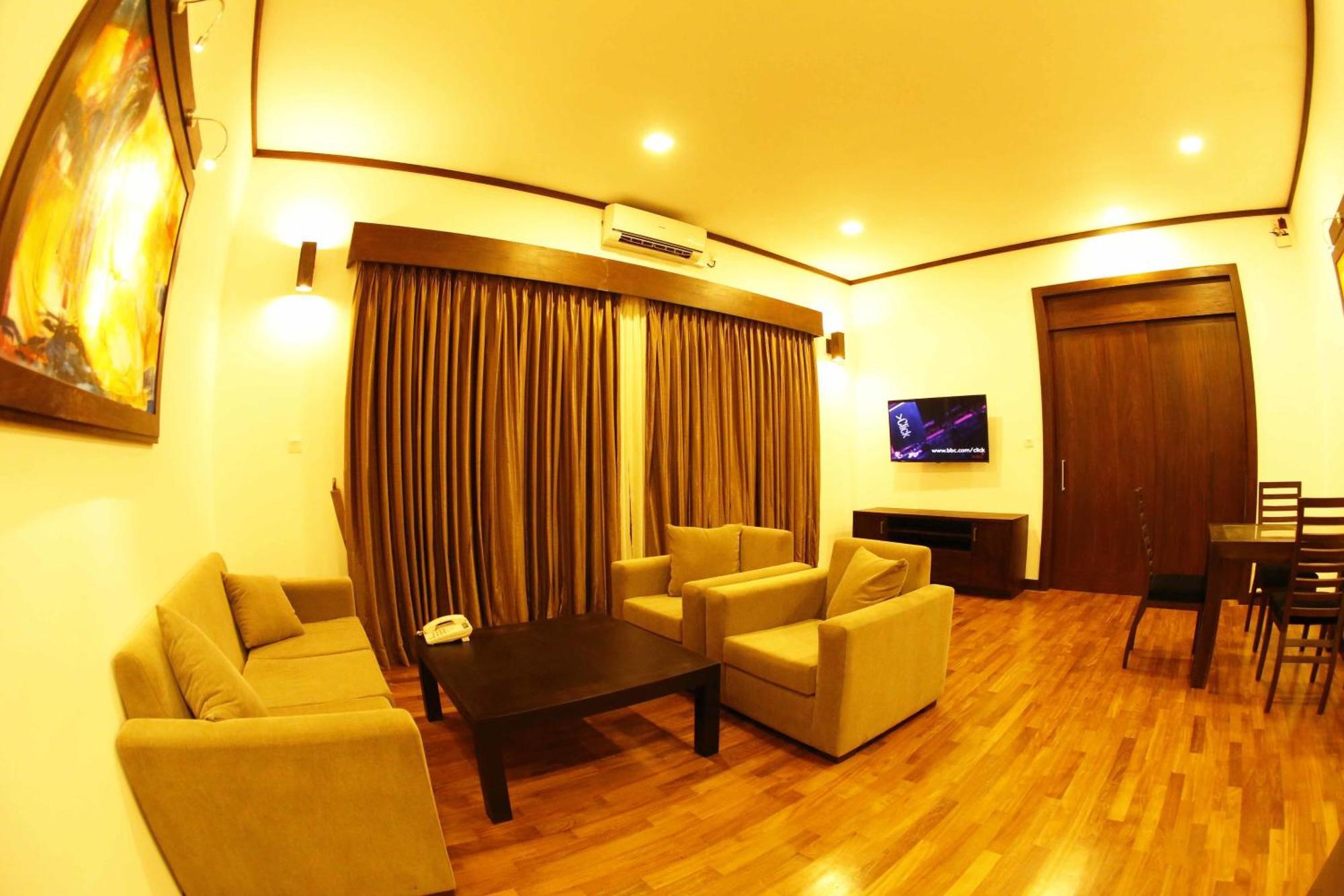 Blue Beach Hotel Wadduwa Quarto foto